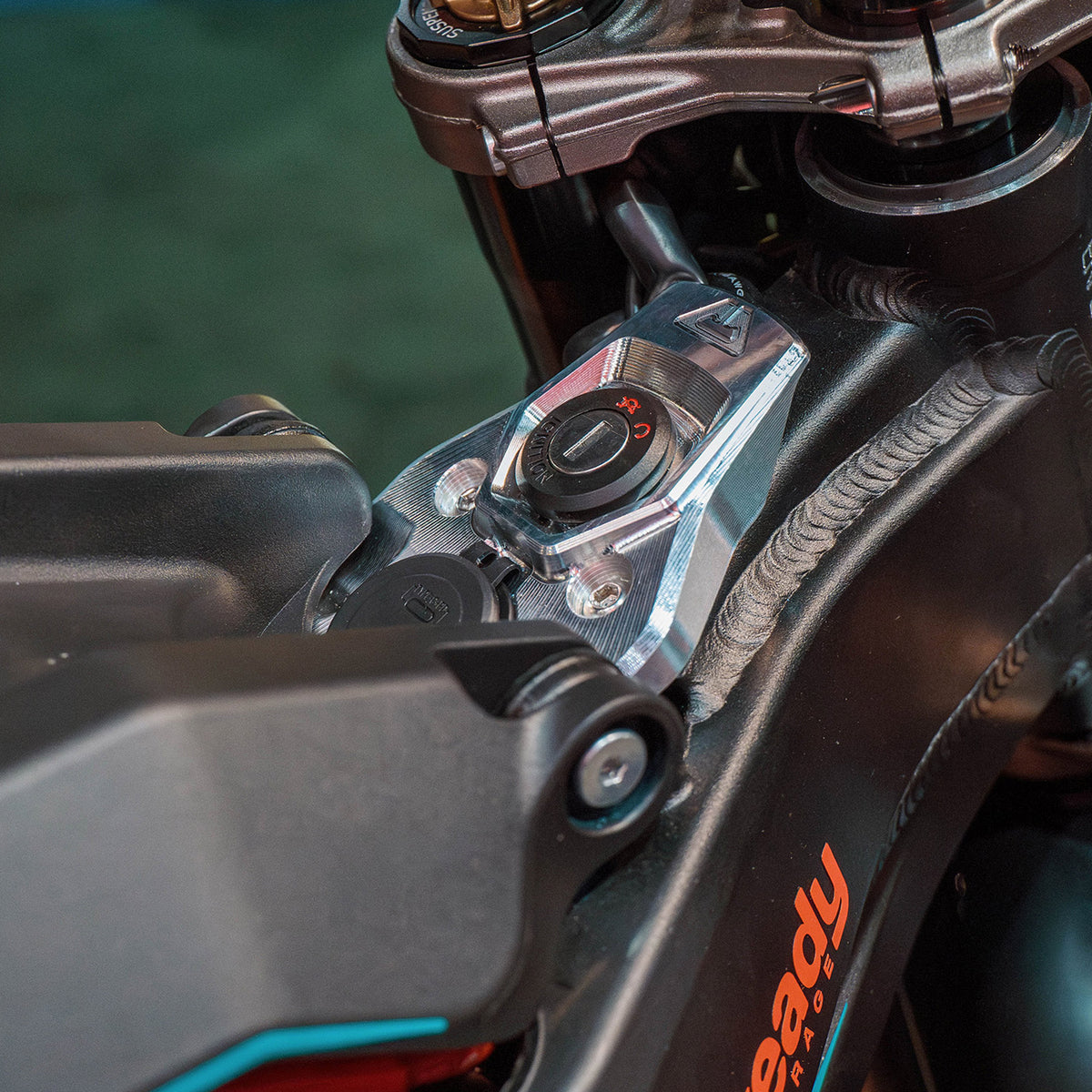 Chimera Engineering Billet Aluminum Ignition Switch Cover - ERide