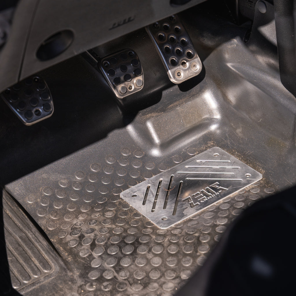 Zeus Armor Universal Aluminum Floor Mat Heal Guard Protector