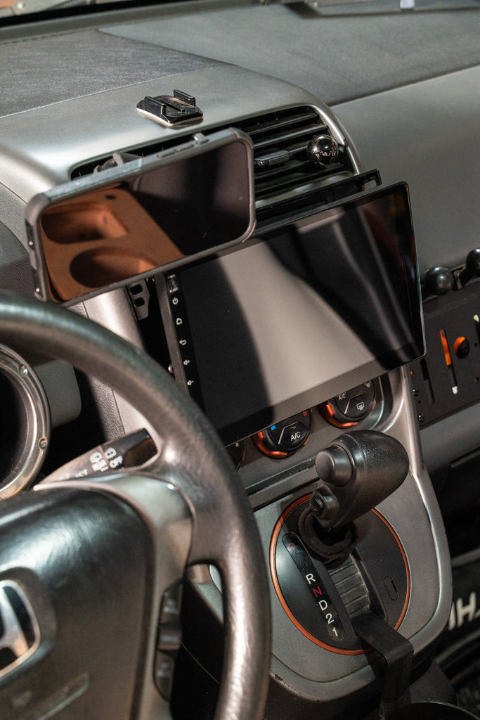 ZEUS ARMOR DOUBLE DIN RADIO MOLLE PANEL - HONDA ELEMENT – Steady