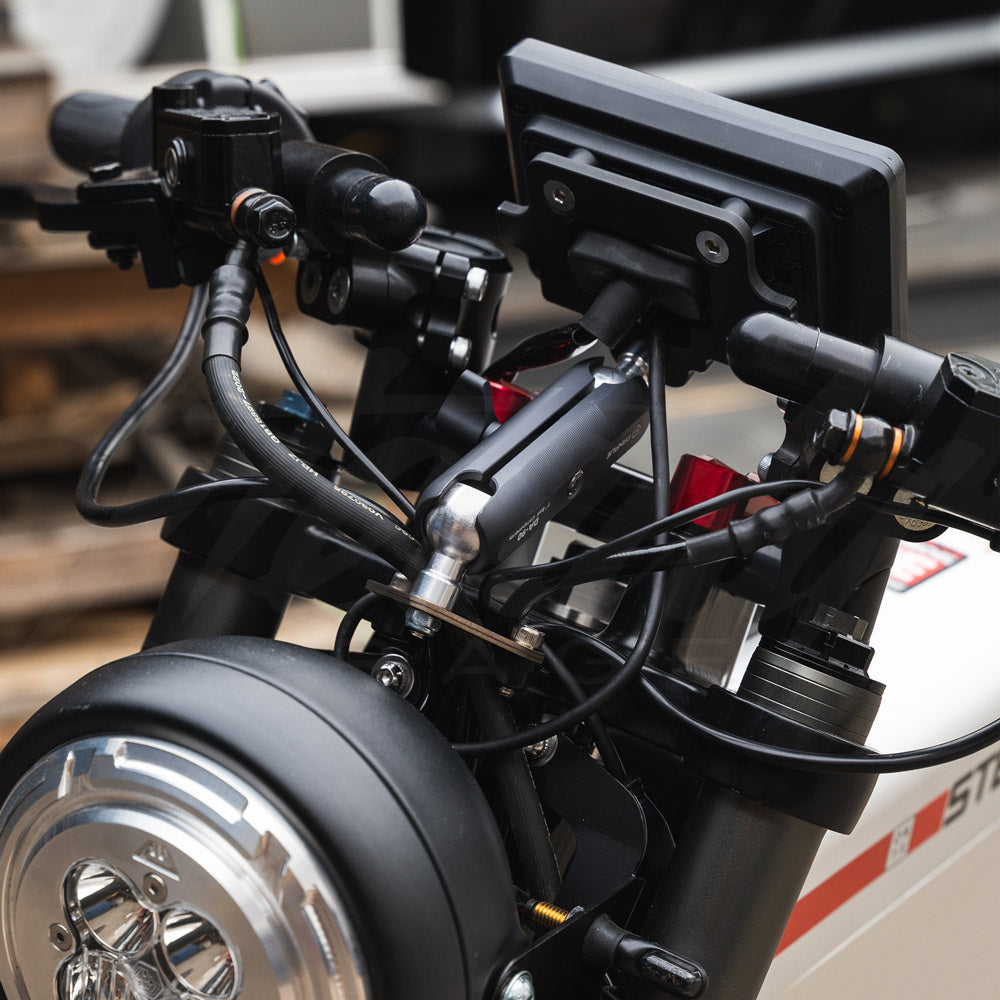 Chimera Front RAM Ball Mount Bracket for ONYX RCR 80V – Steady Garage