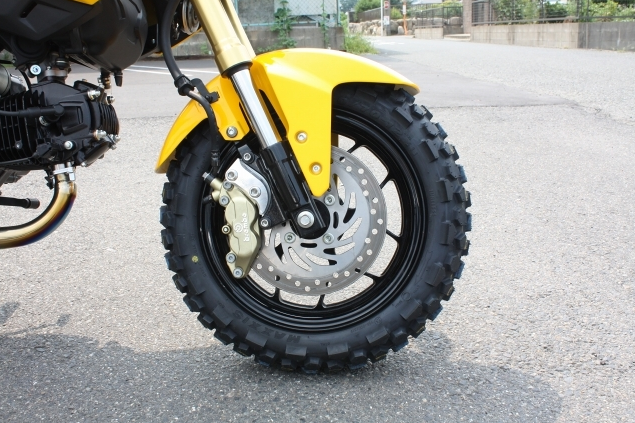 Grom sales maxxis m6024